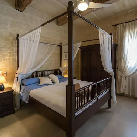 4 Bedroom With Private Pool In Island Of Gozo Nyaraló *