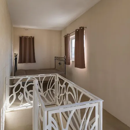 4 Bedroom With Private Pool In Island Of Gozo بيت للعطل Għarb
